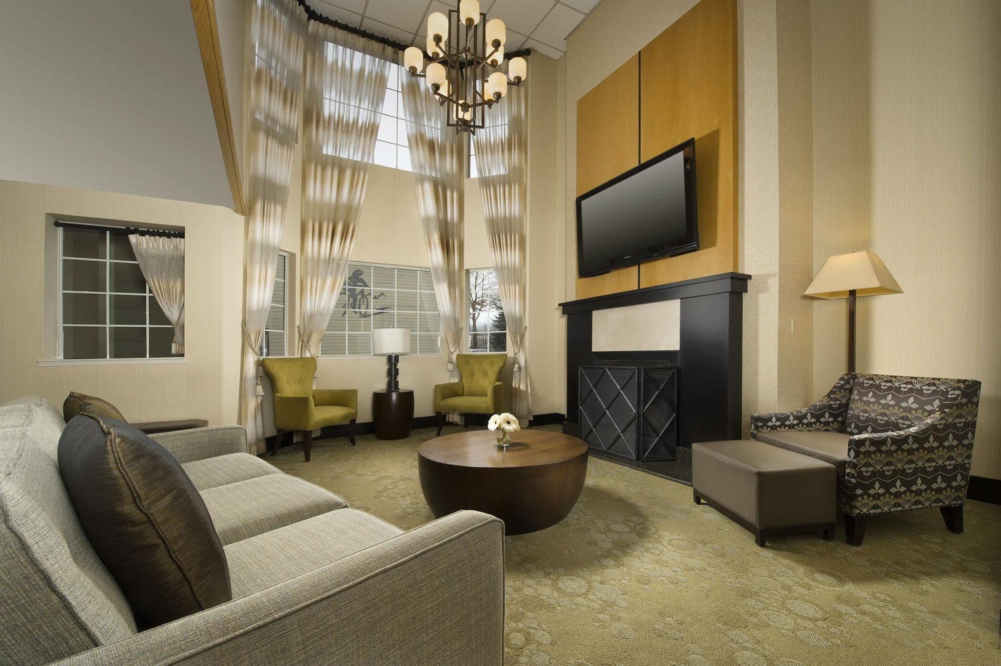 Redmond Inn Екстер'єр фото