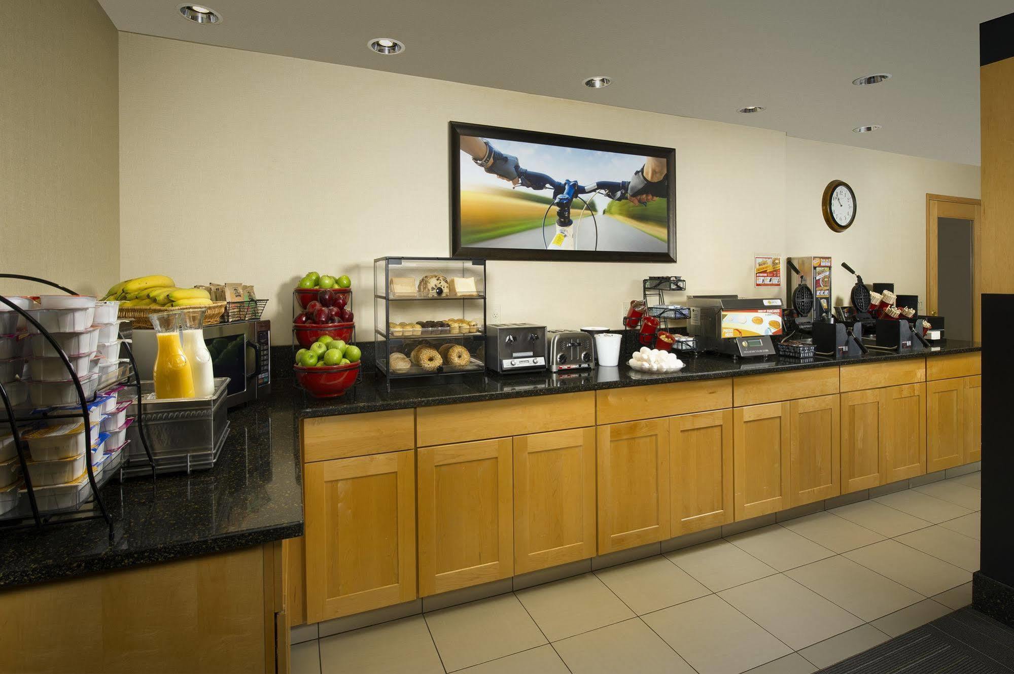 Redmond Inn Екстер'єр фото